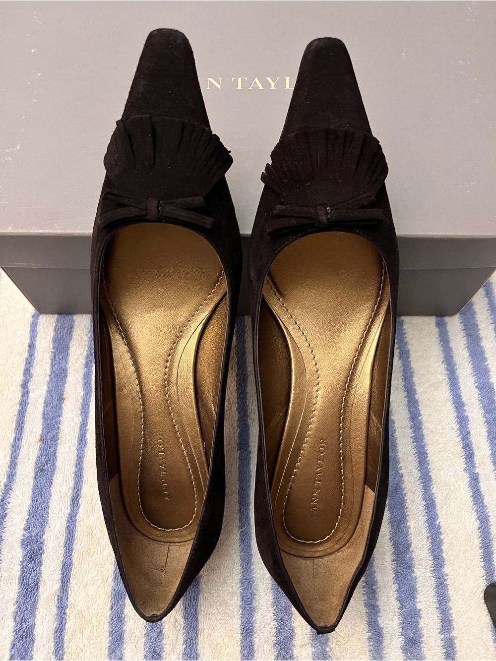 Ann Taylor Brown Suede Pointed Toe Flats with Fringe and Bow